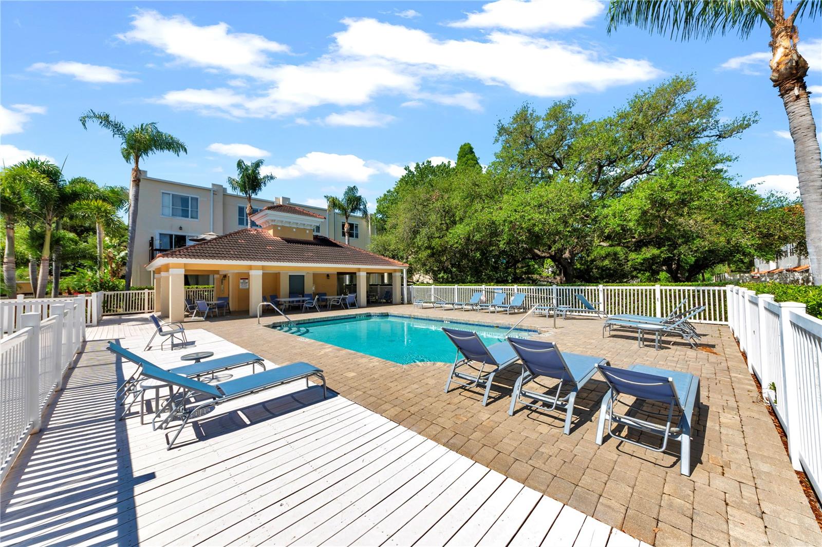 Image 34 of 36 For 3115 Bayshore Oaks Drive