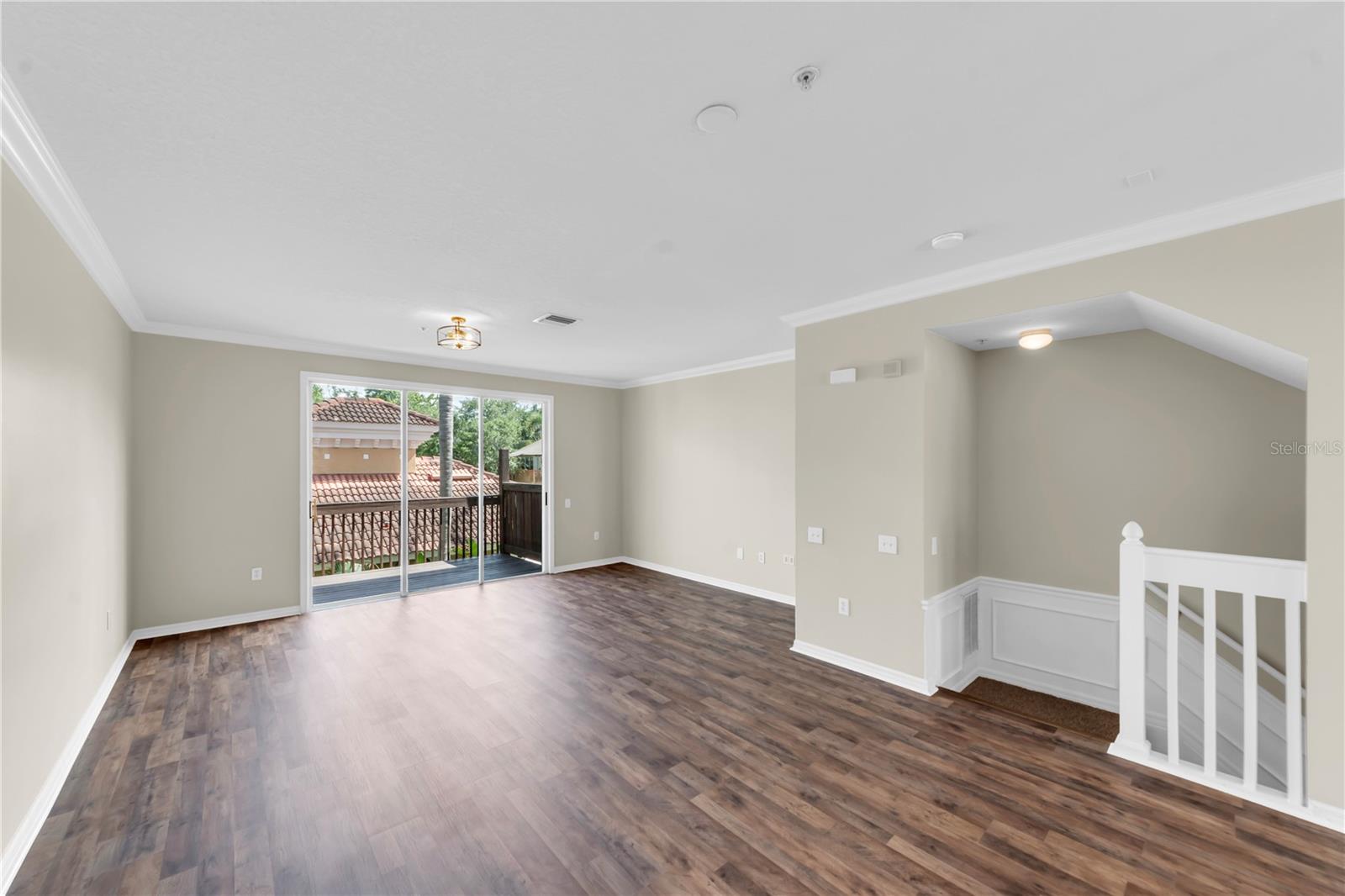 Image 8 of 36 For 3115 Bayshore Oaks Drive