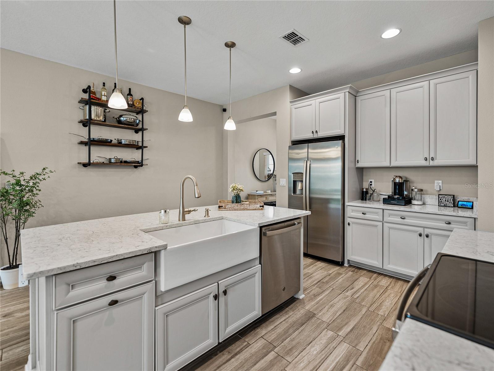 Image 14 of 69 For 29934 Southwell Lane