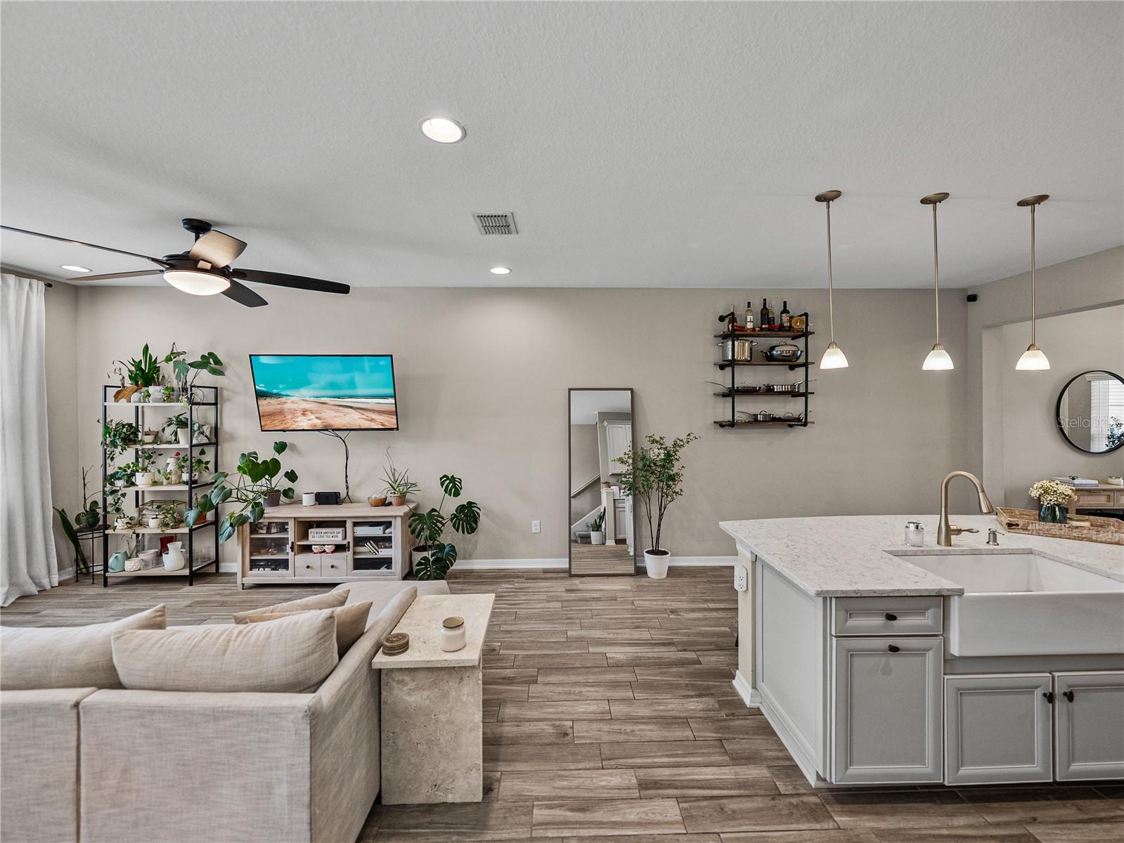 Image 19 of 69 For 29934 Southwell Lane