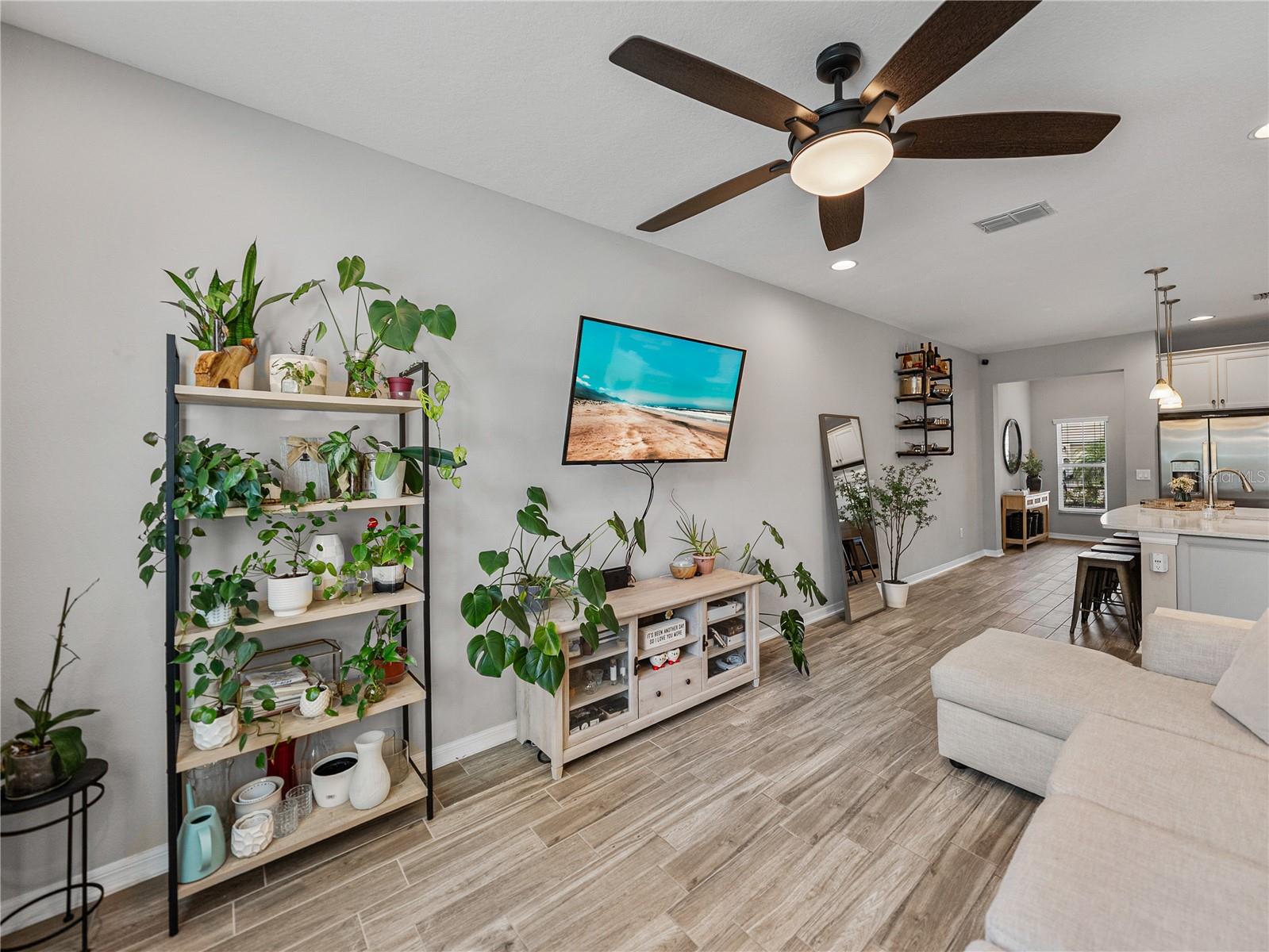 Image 21 of 69 For 29934 Southwell Lane