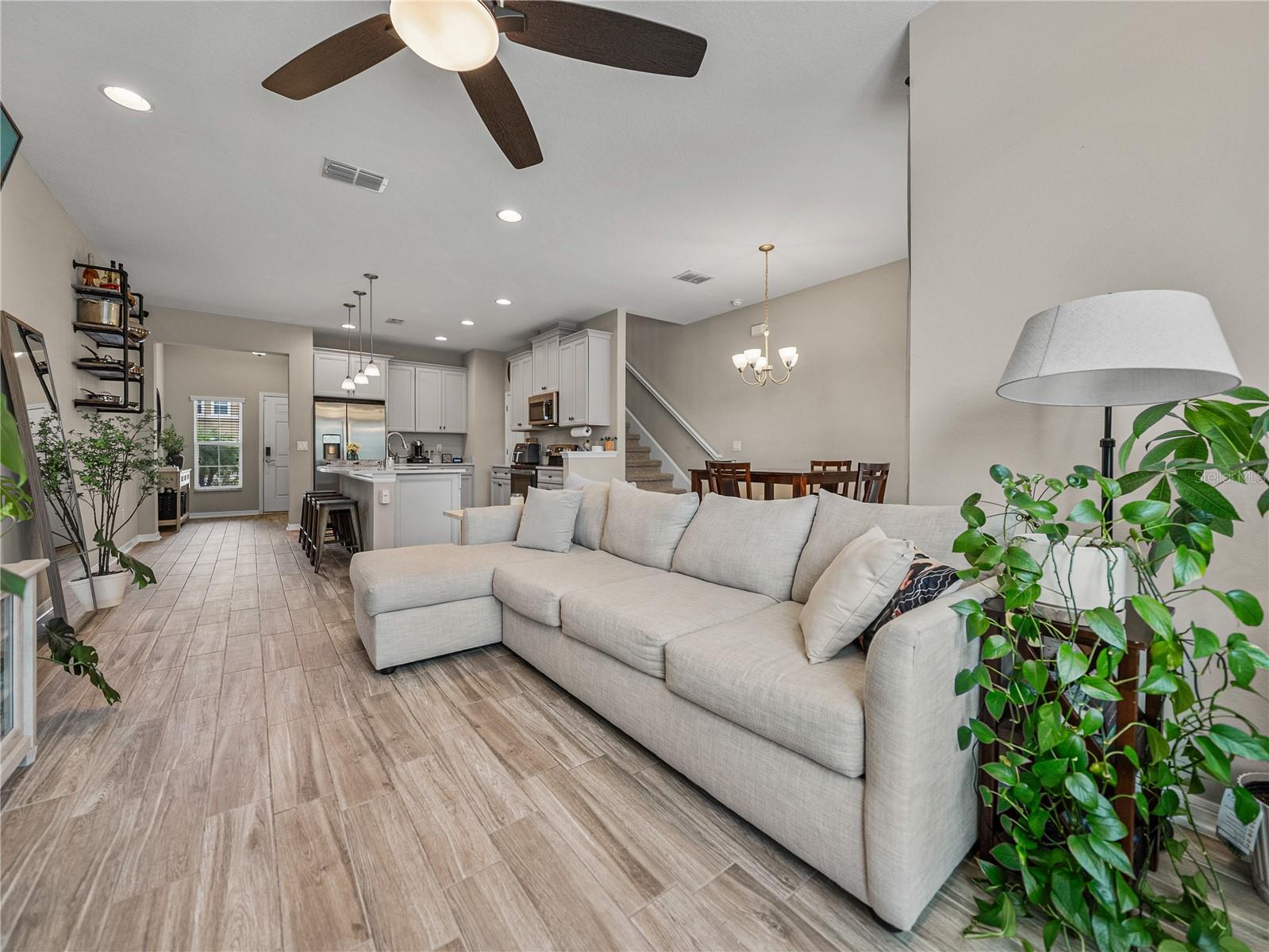 Image 22 of 69 For 29934 Southwell Lane
