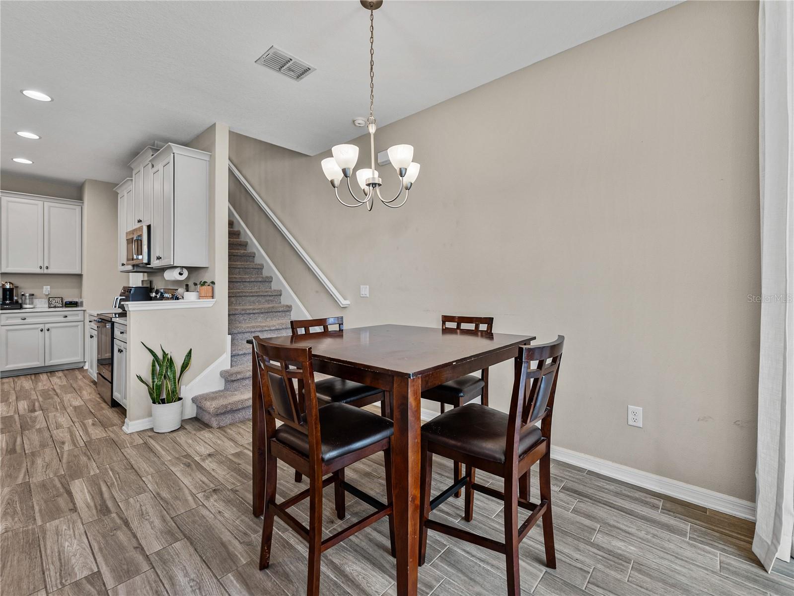 Image 24 of 69 For 29934 Southwell Lane
