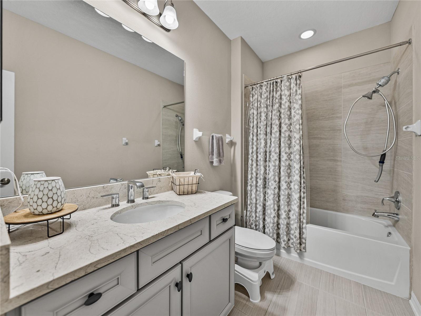 Image 33 of 69 For 29934 Southwell Lane
