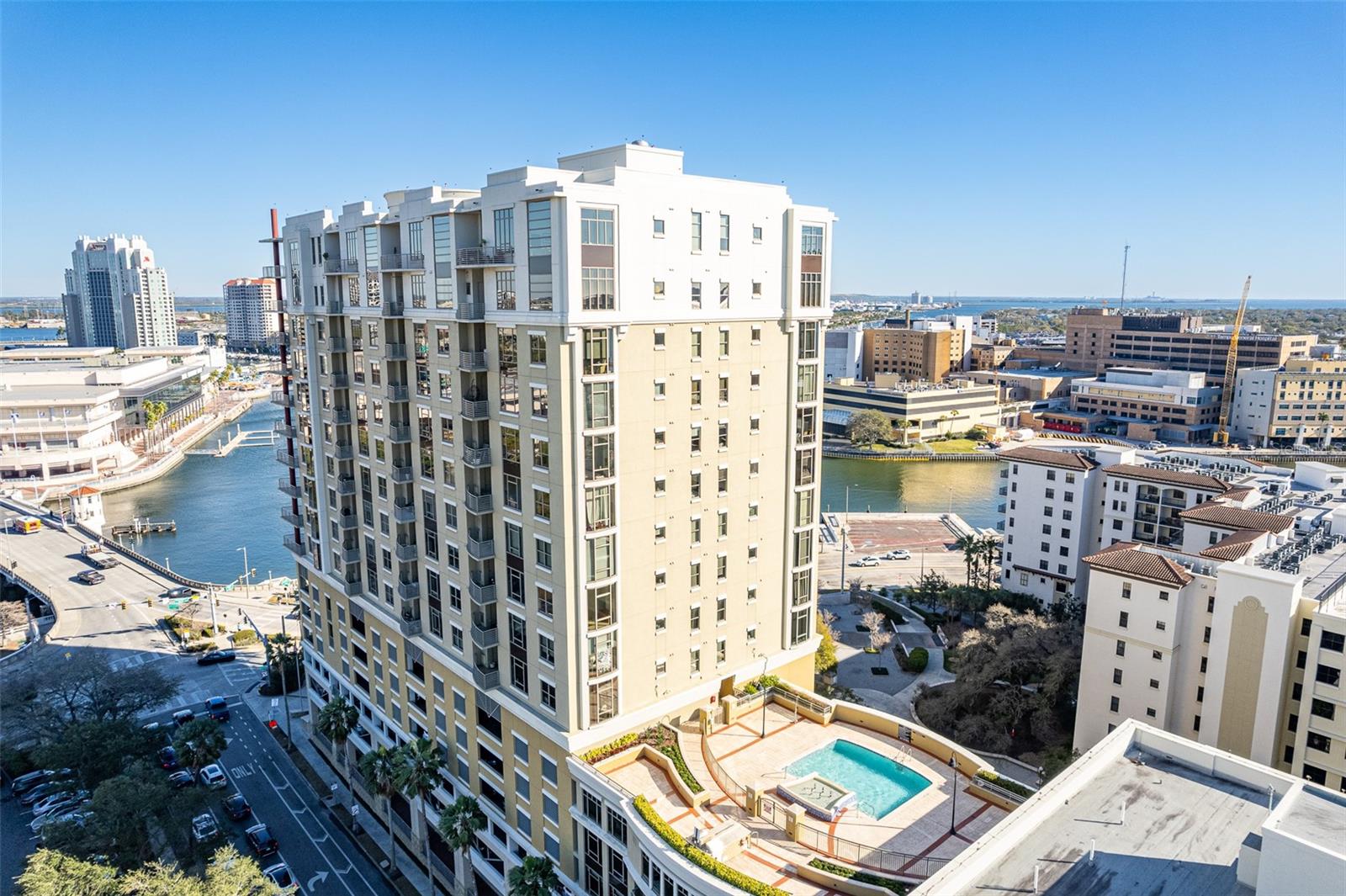 Image 20 of 20 For 275 Bayshore Boulevard 1003