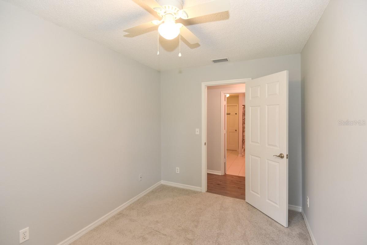 Image 24 of 47 For 24 Lake Vista Way