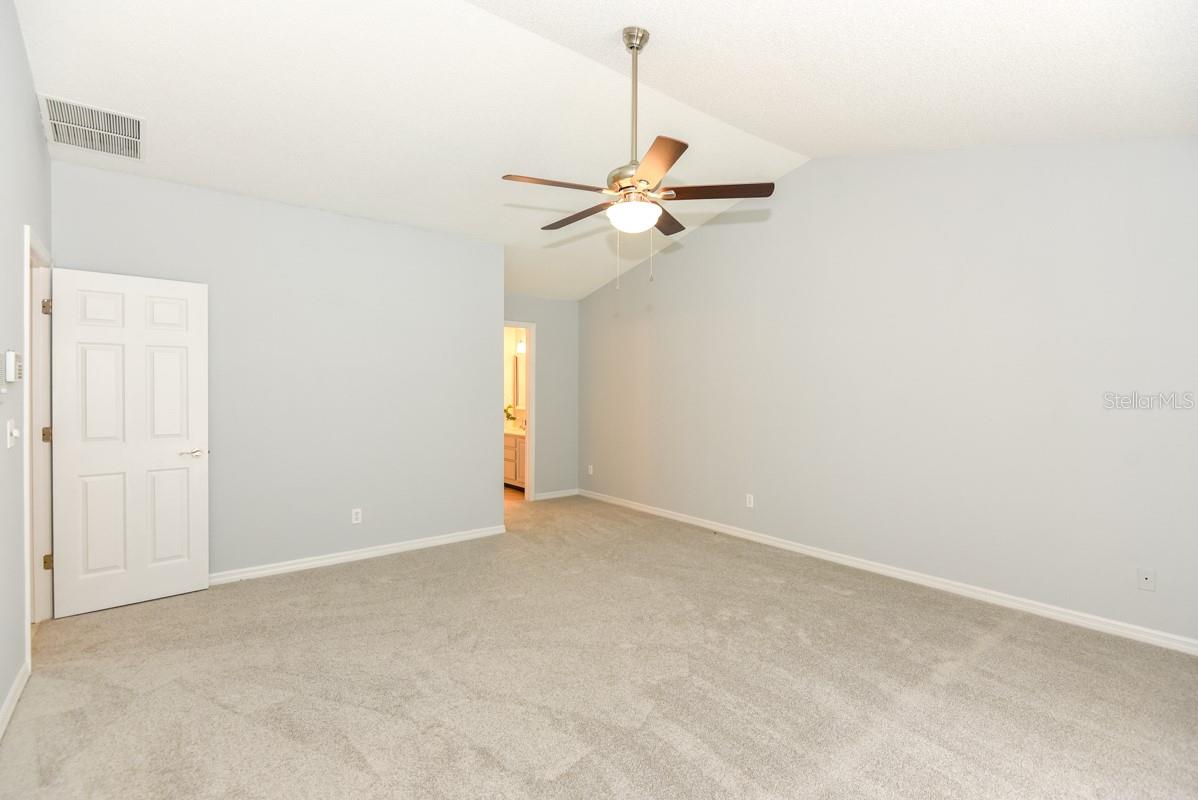 Image 31 of 47 For 24 Lake Vista Way