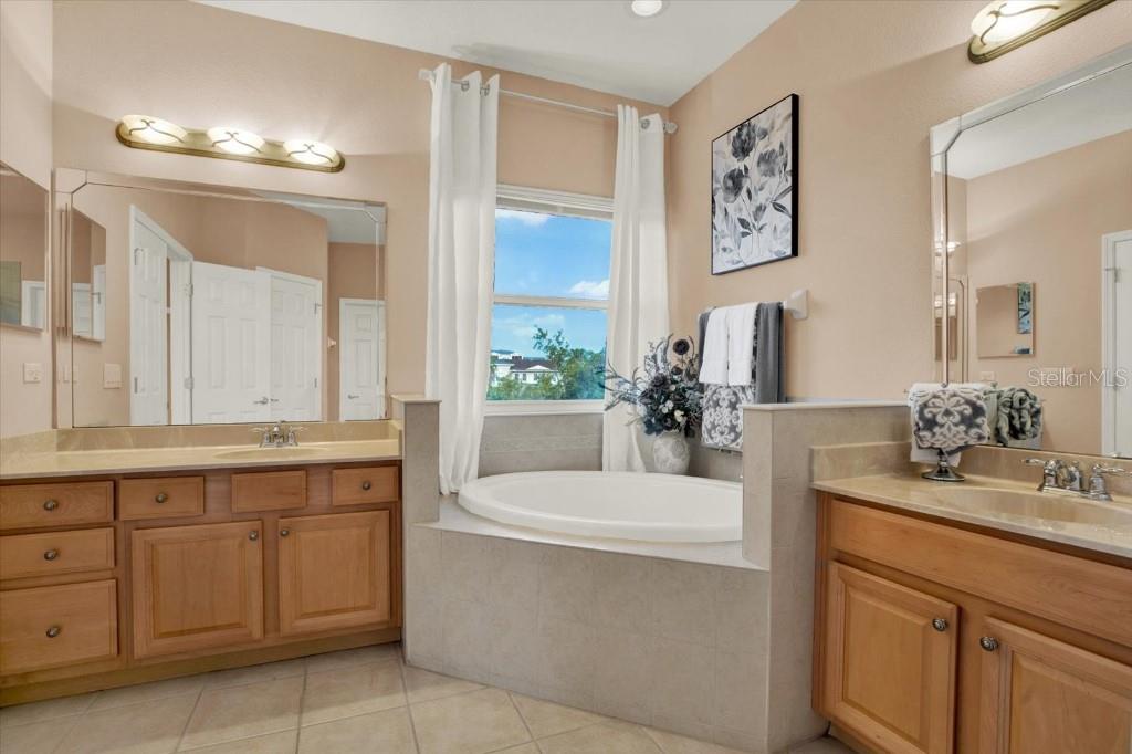 Image 16 of 35 For 7172 Islamorada Circle