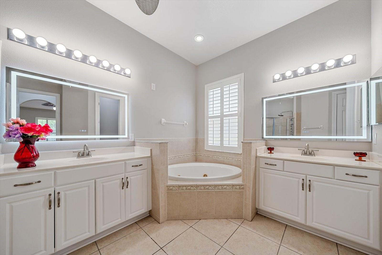 Image 17 of 42 For 18046 Cozumel Isle Drive