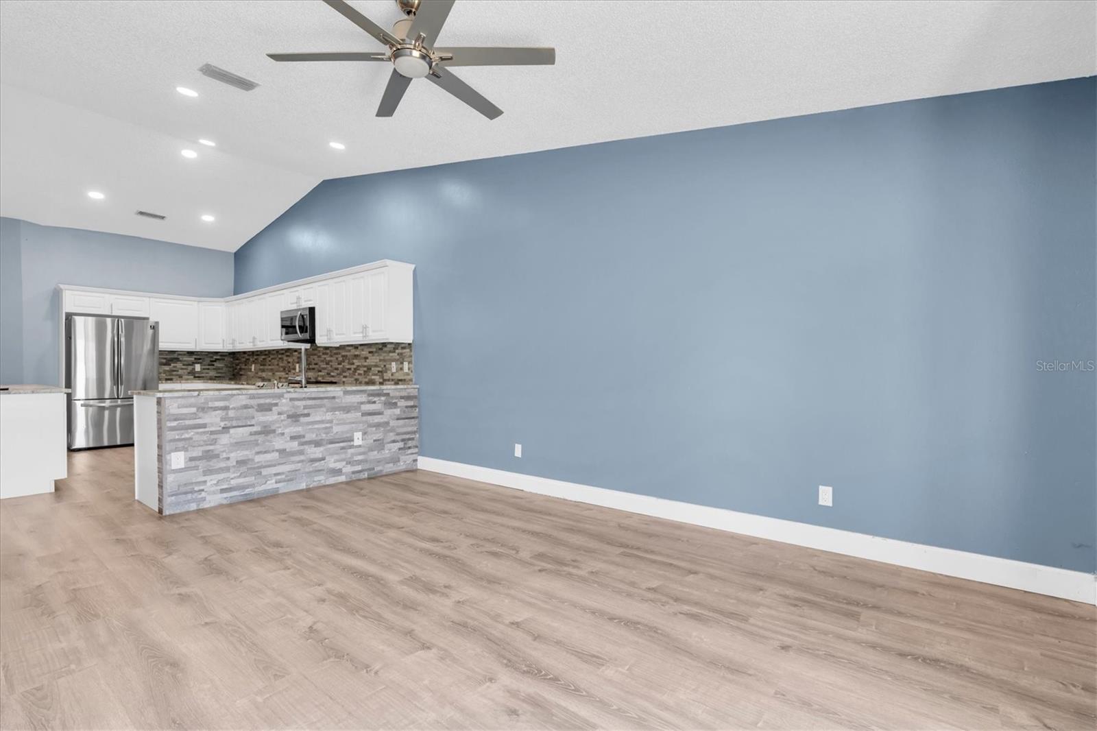 Image 4 of 34 For 9735 Cypress Shadow Avenue