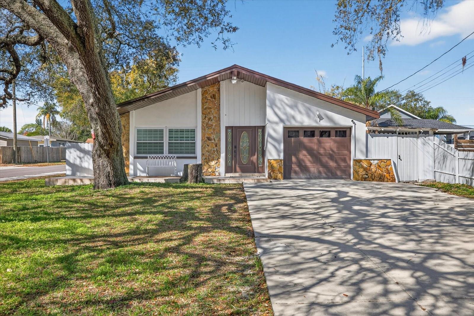 Details for 8902 Hamner Avenue, TAMPA, FL 33604
