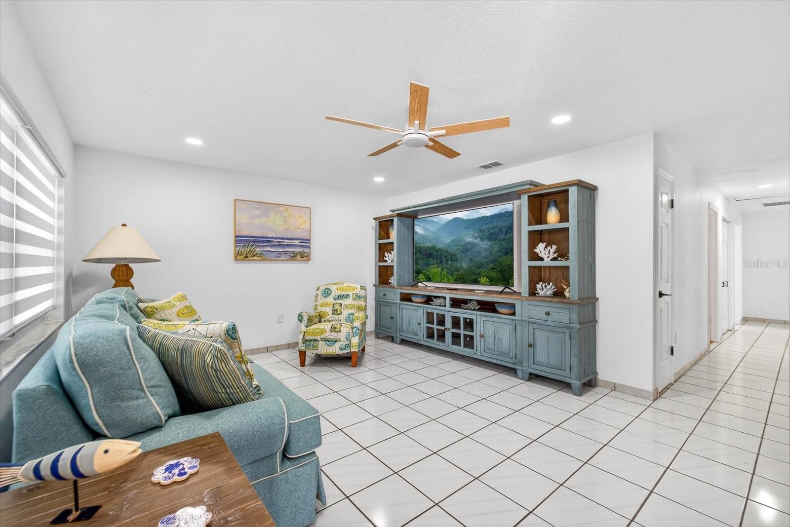 Image 8 of 46 For 8902 Hamner Avenue