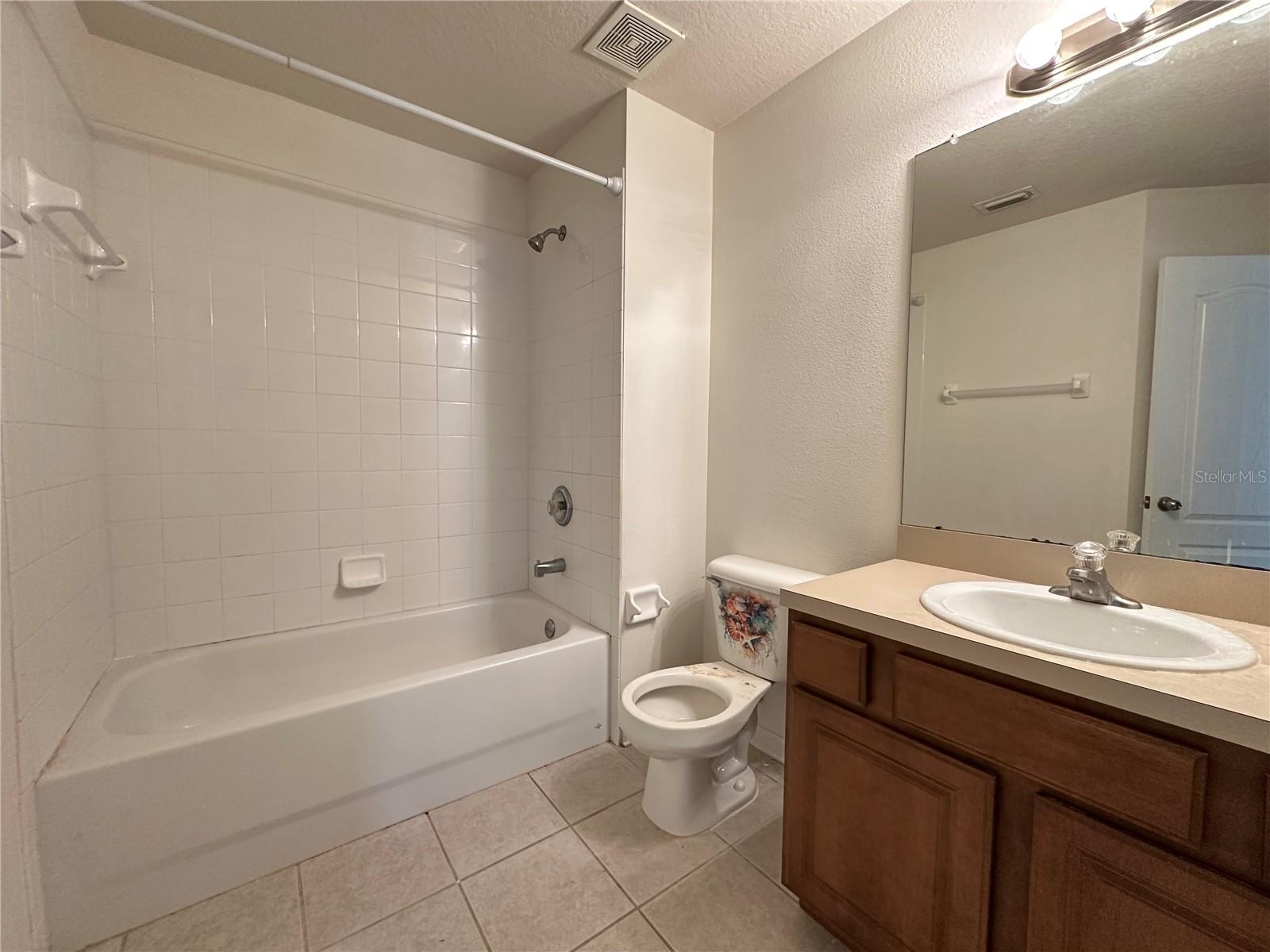 Listing photo id 22 for 4871 Pond Ridge Drive