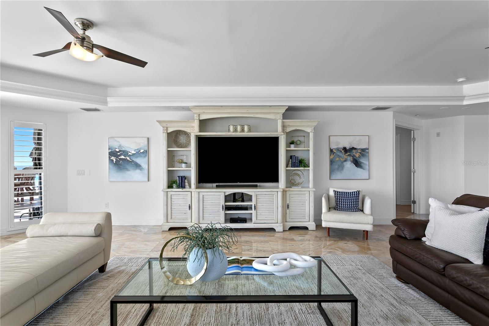 Image 20 of 90 For 19730 Gulf Boulevard 3