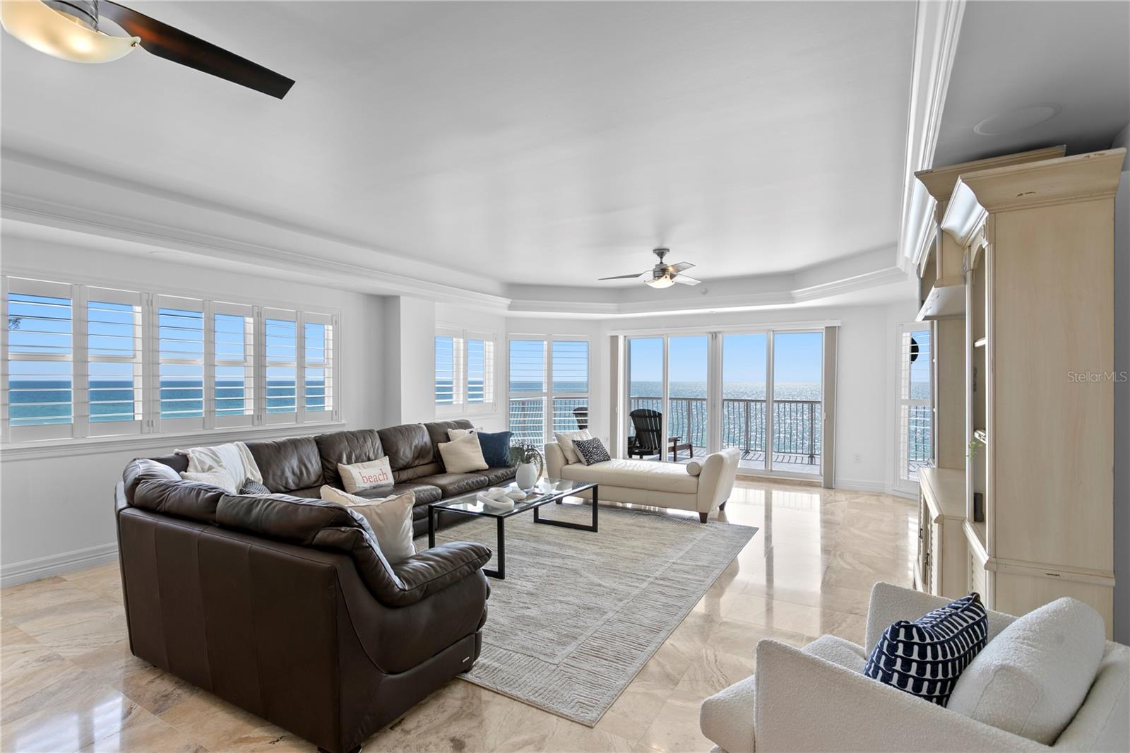 Image 6 of 90 For 19730 Gulf Boulevard 3