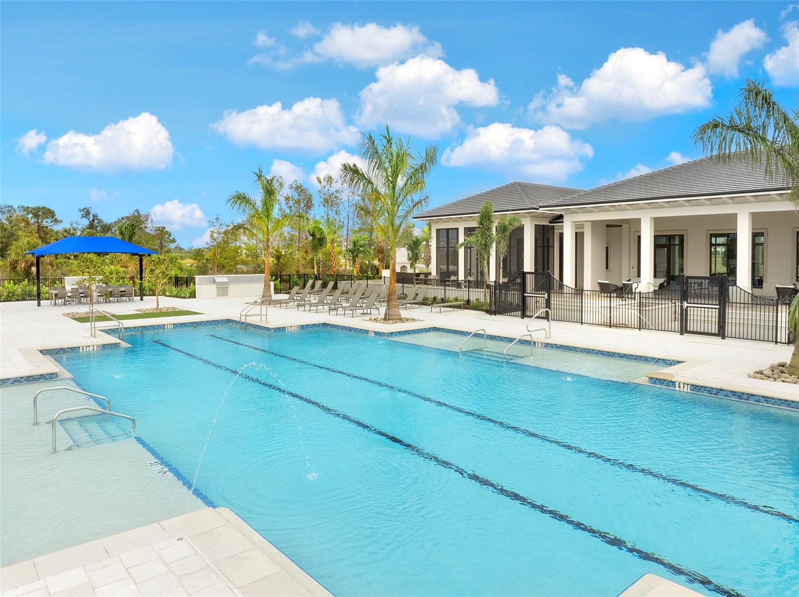 Image 8 of 10 For 324 Vistera Boulevard