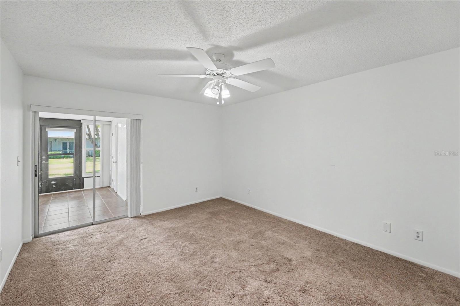 Listing photo id 13 for 230 Balsam Drive