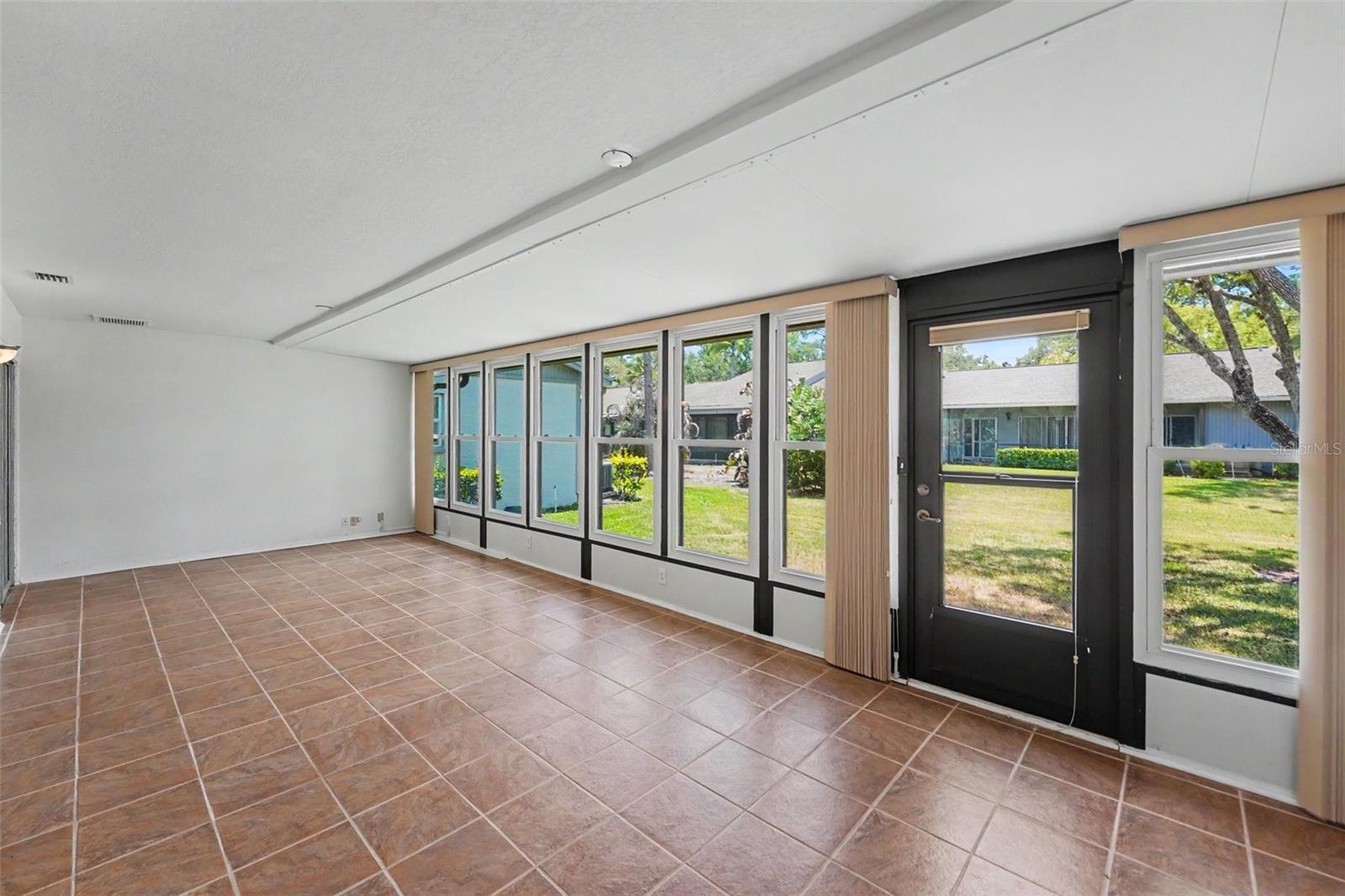 Listing photo id 22 for 230 Balsam Drive
