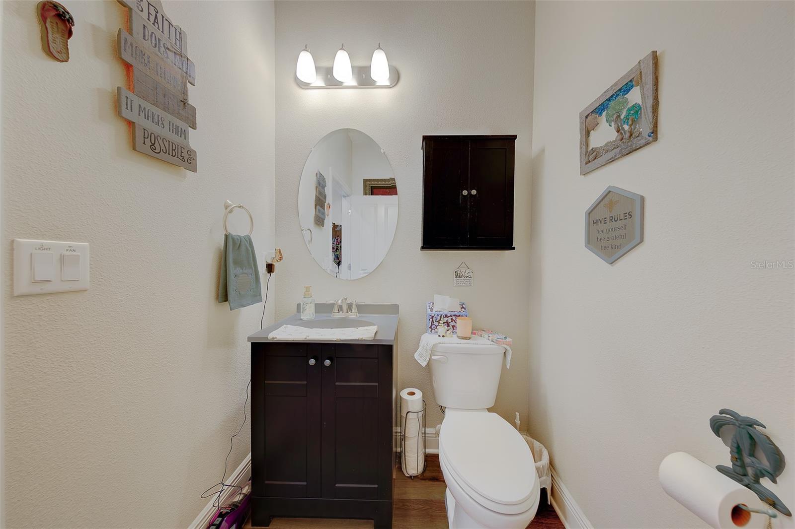 Listing photo id 22 for 7405 70th Avenue N