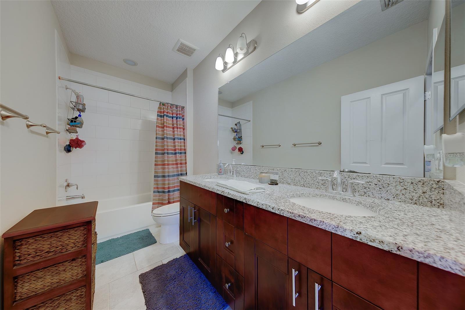 Listing photo id 42 for 7405 70th Avenue N