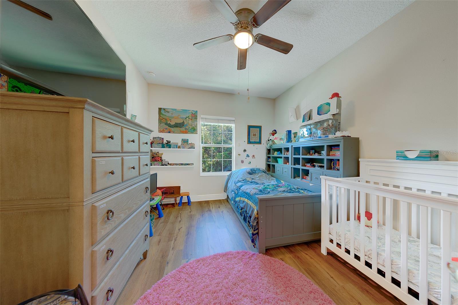 Listing photo id 44 for 7405 70th Avenue N