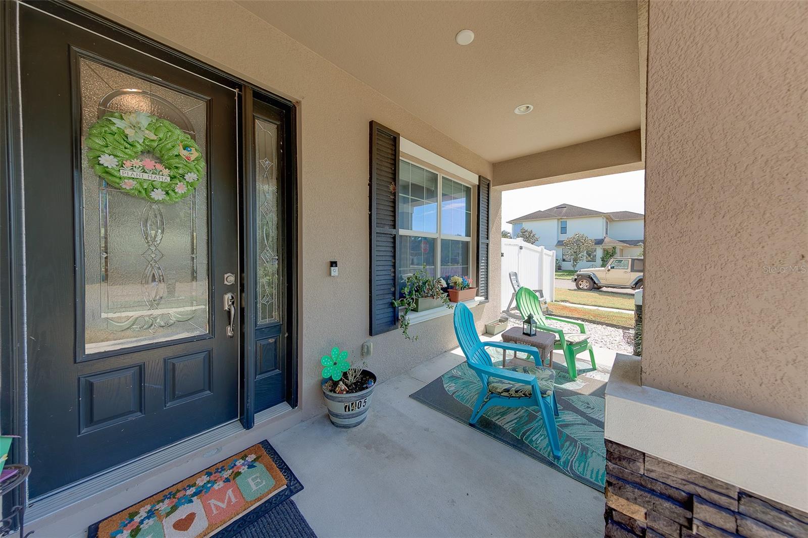 Listing photo id 3 for 7405 70th Avenue N