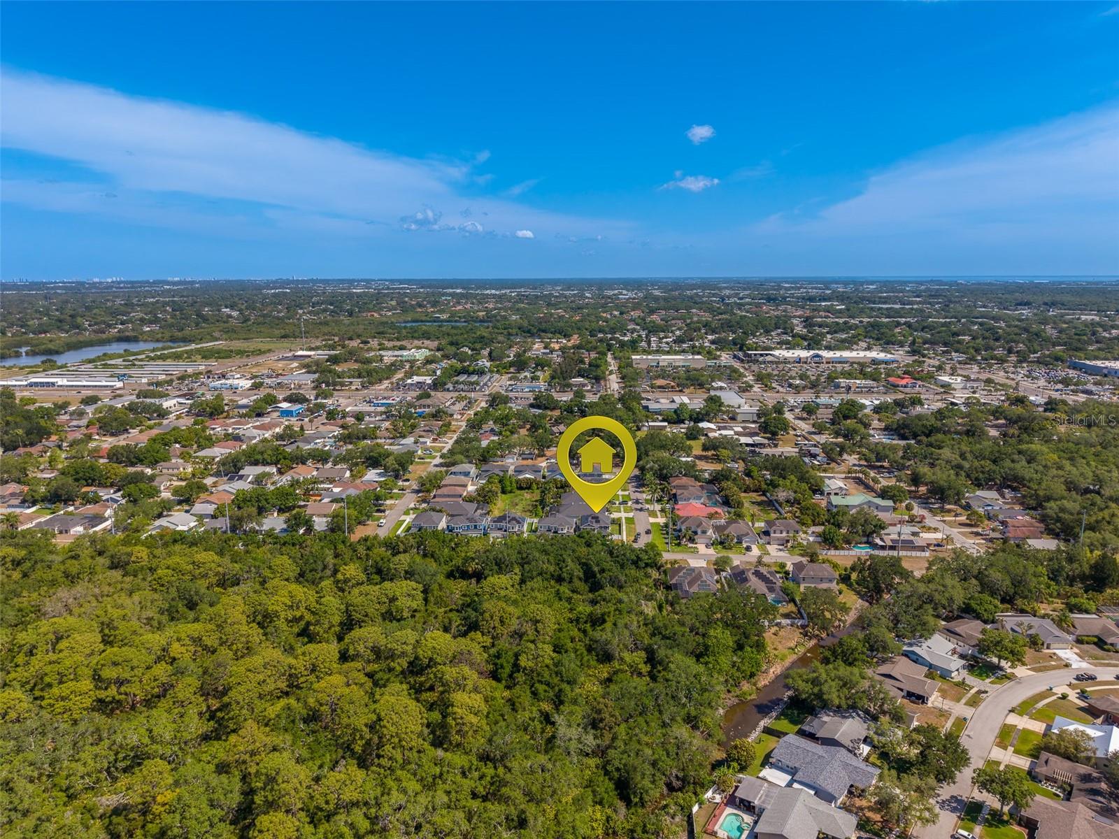 Listing photo id 61 for 7405 70th Avenue N