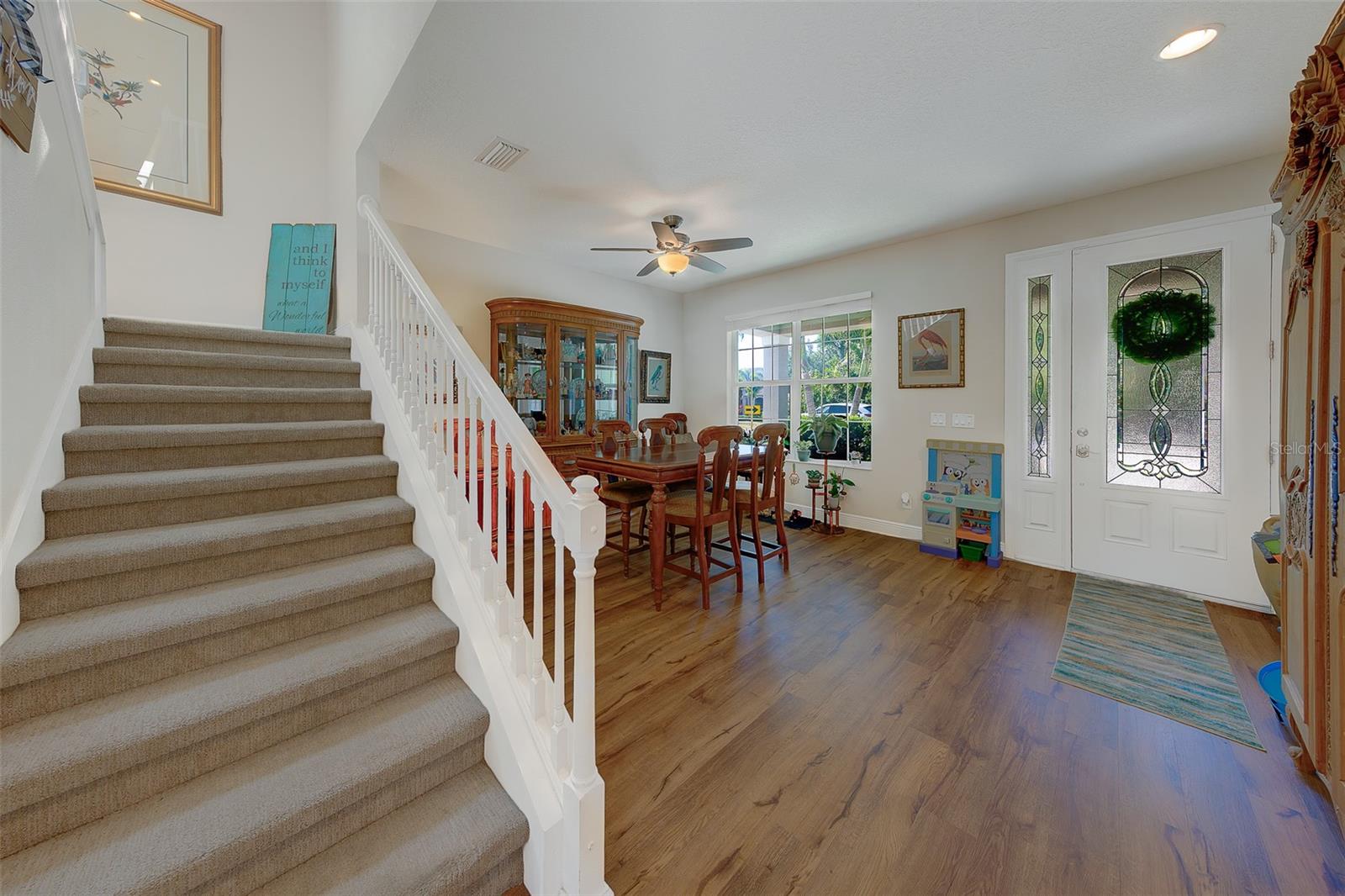 Listing photo id 7 for 7405 70th Avenue N