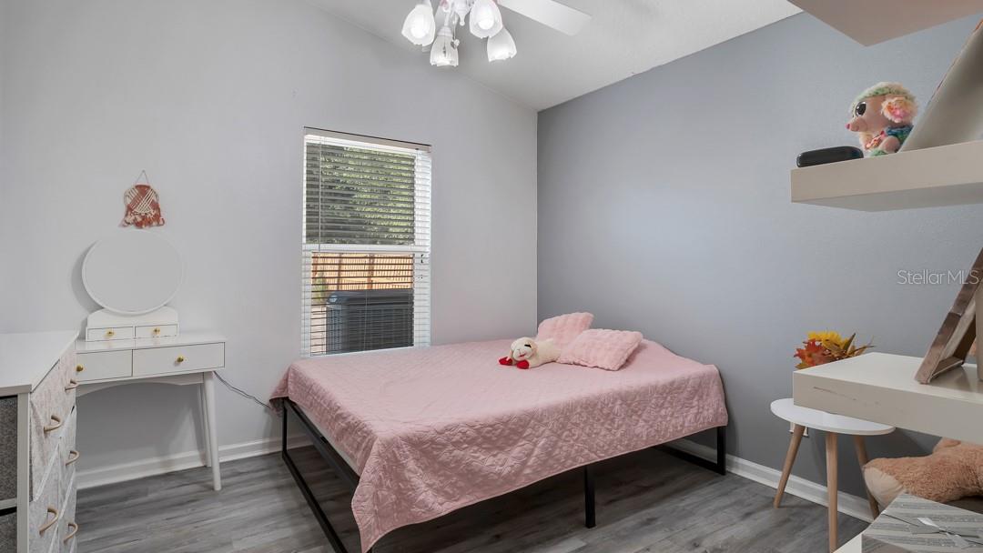 Listing photo id 10 for 10510 Egret Haven Lane