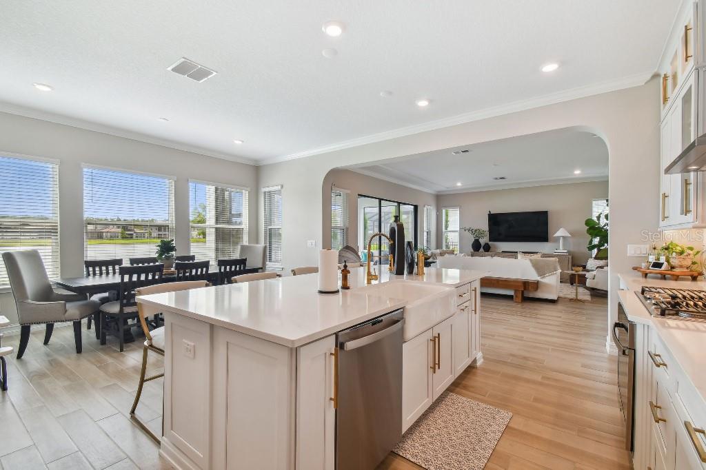 Image 11 of 43 For 6129 Marsh Trail Drive