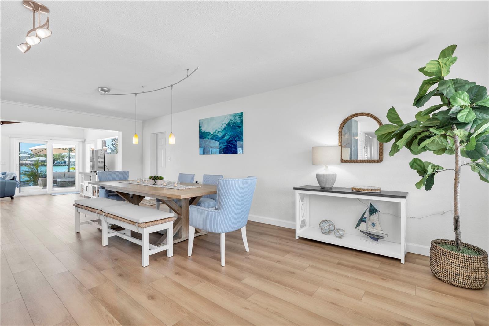 Image 10 of 38 For 8800 Gulf Boulevard
