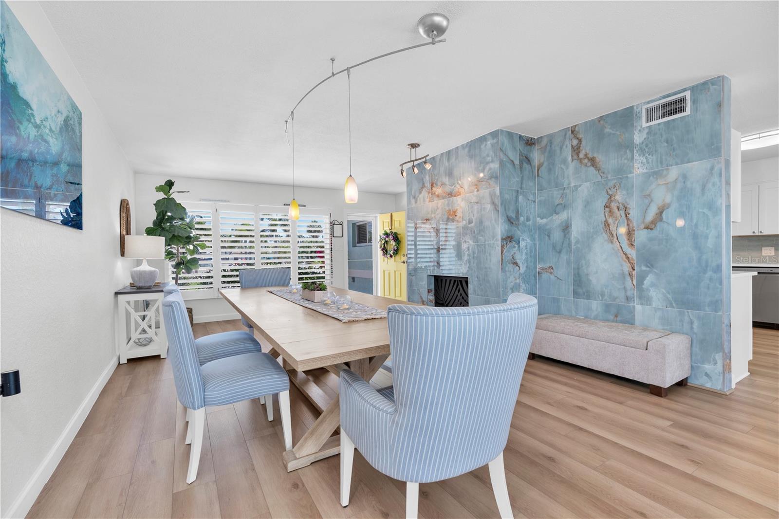 Image 11 of 38 For 8800 Gulf Boulevard