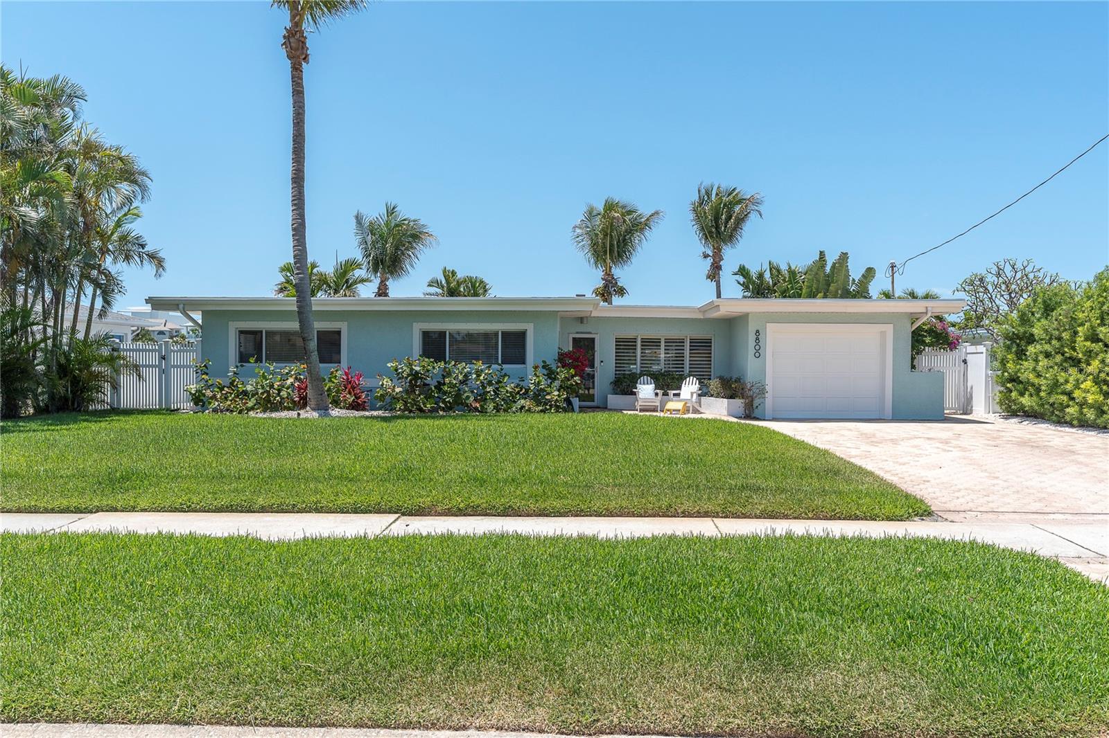 Image 3 of 38 For 8800 Gulf Boulevard