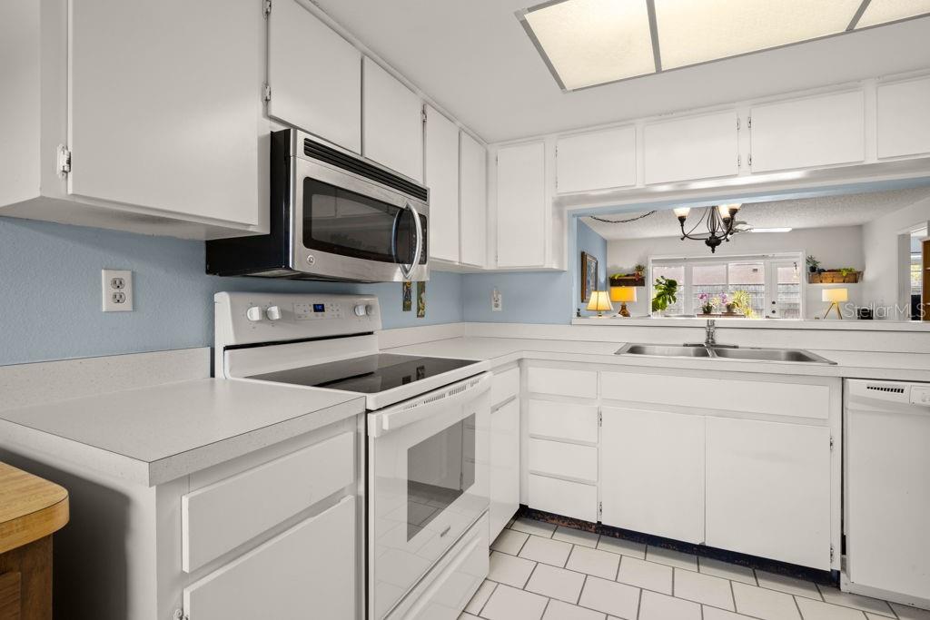 Image 20 of 37 For 3254 Teeside Drive 2304