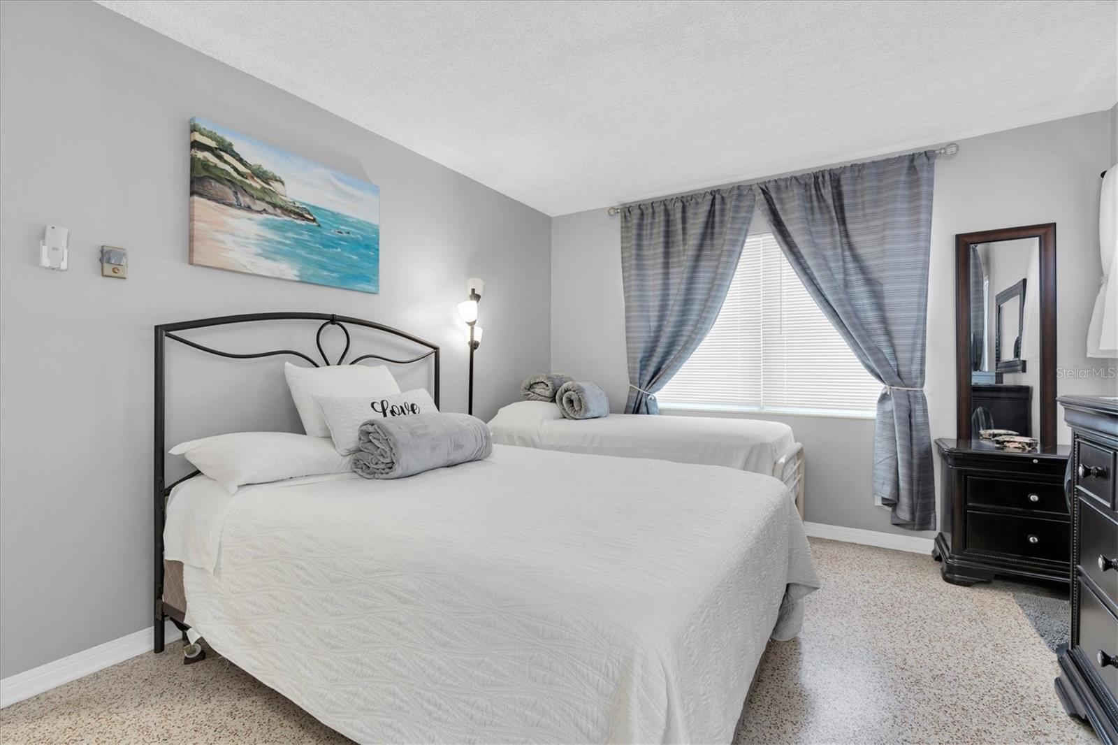 Image 4 of 15 For 121 46th Avenue 2a