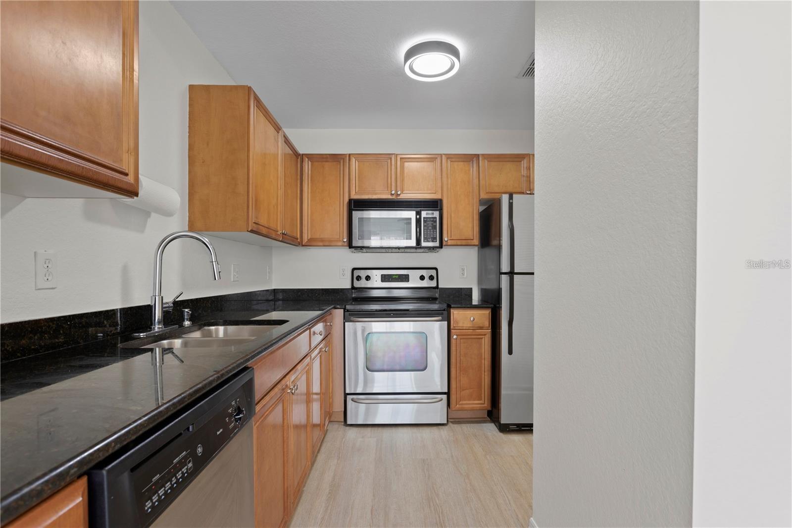 Image 12 of 36 For 700 Harbour Island Boulevard 435