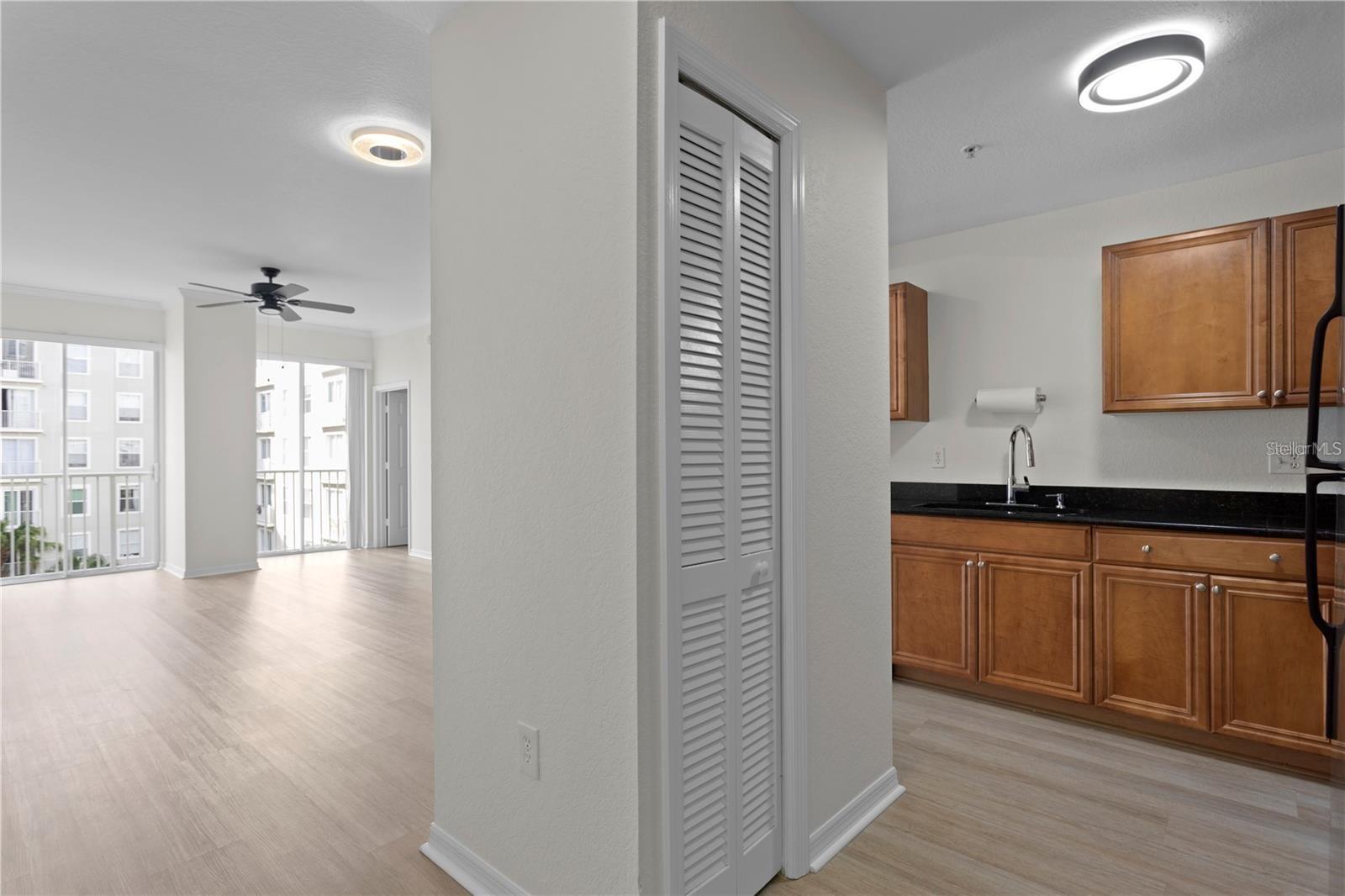 Image 9 of 36 For 700 Harbour Island Boulevard 435