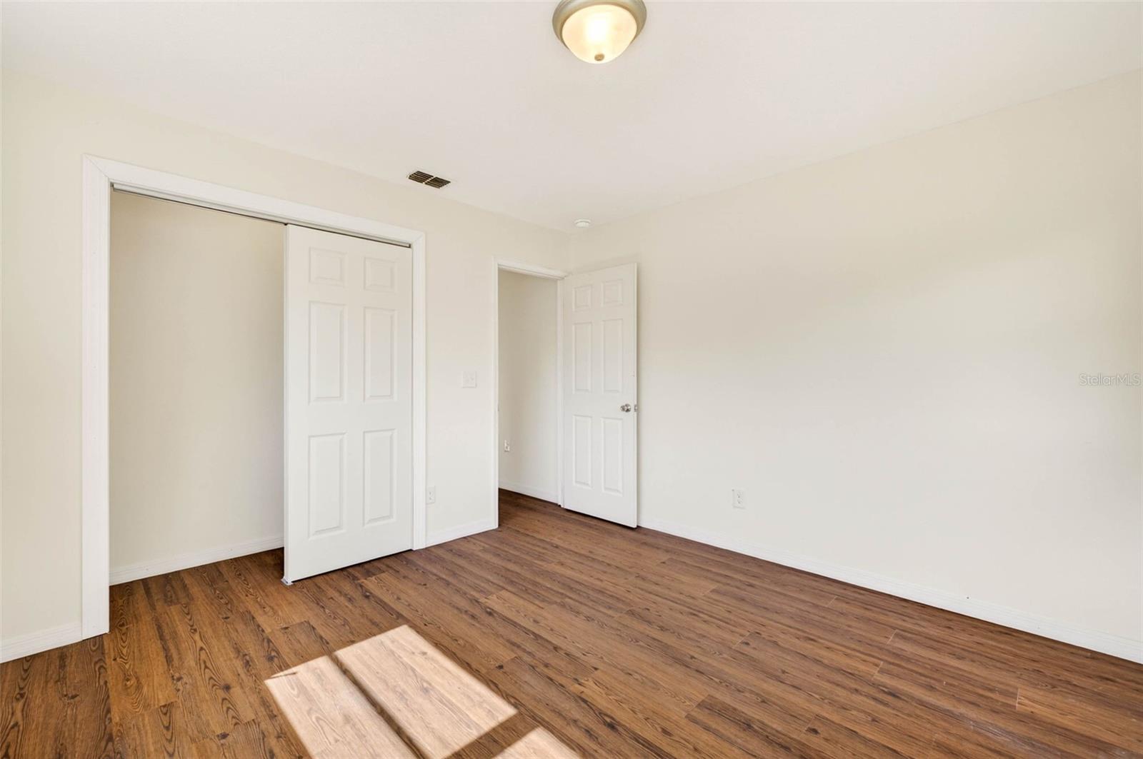 Image 20 of 37 For 34816 Evergreen Way