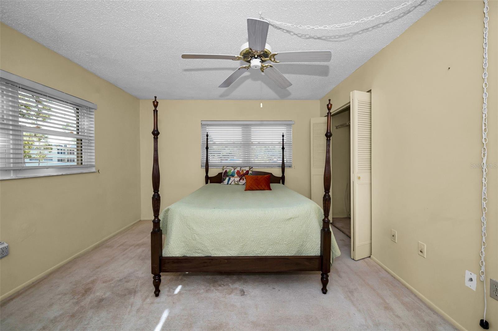 Image 14 of 43 For 936 Virginia Street 201