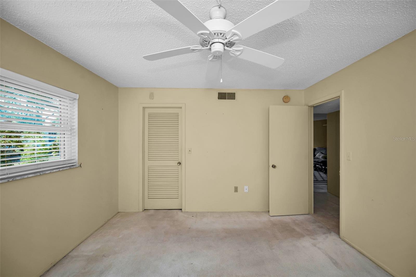 Image 20 of 43 For 936 Virginia Street 201