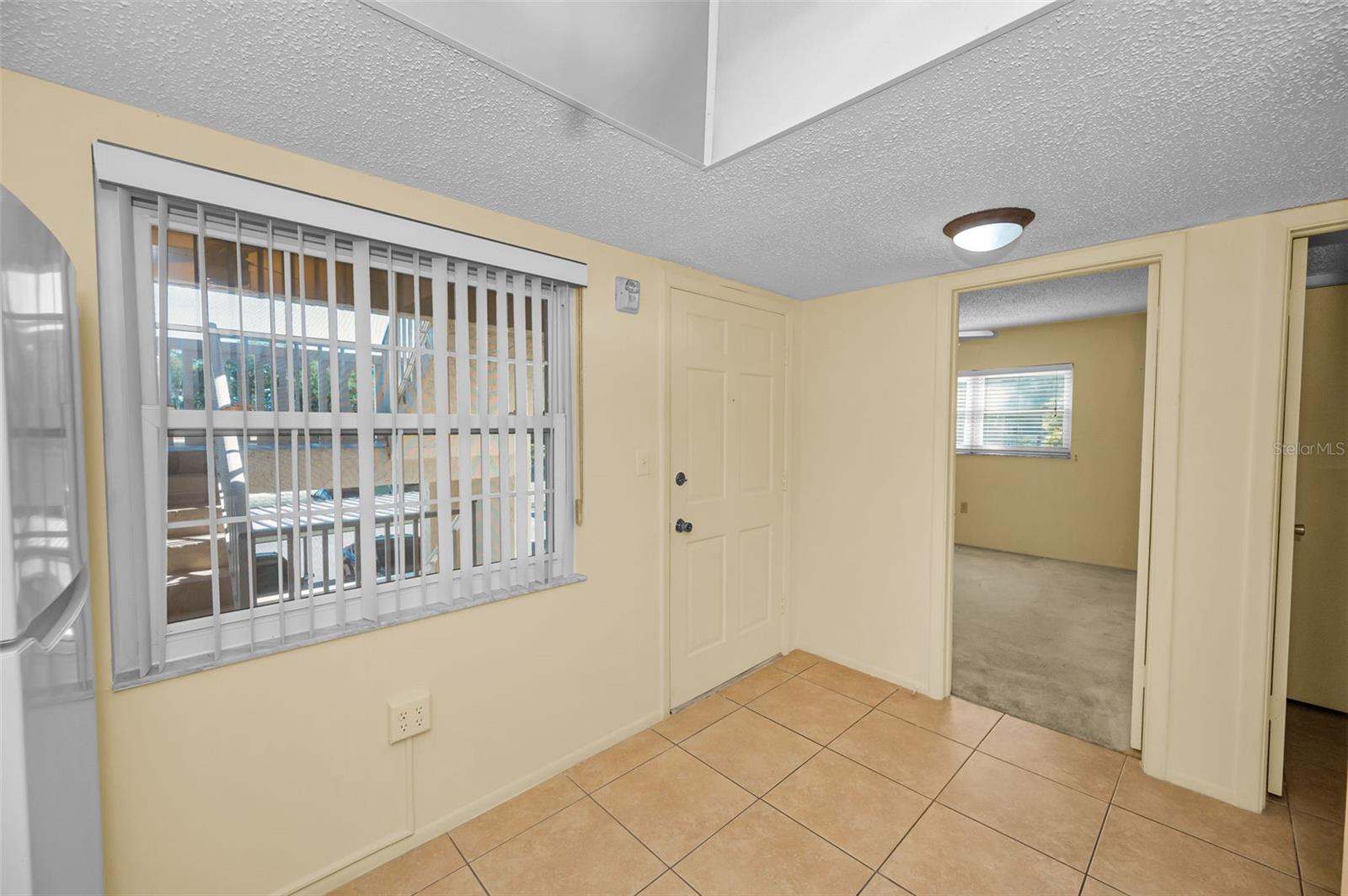 Image 40 of 43 For 936 Virginia Street 201