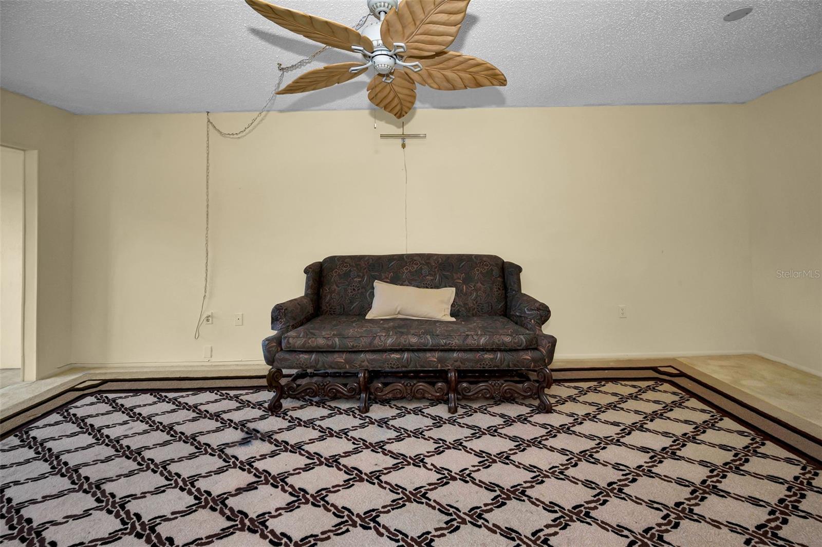 Image 8 of 43 For 936 Virginia Street 201