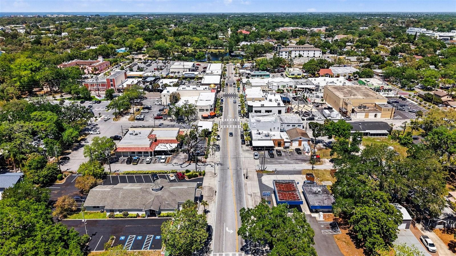 Image 28 of 32 For 5622-5640 Missouri Ave