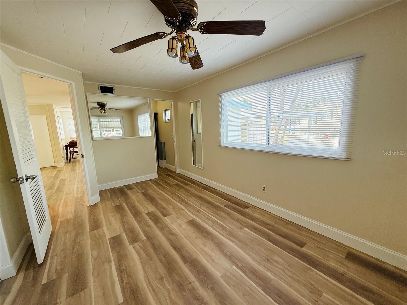 Image 16 of 40 For 4851 Gandy Boulevard B7l13