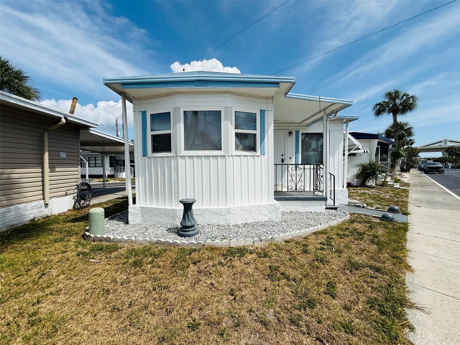 Image 2 of 40 For 4851 Gandy Boulevard B7l13