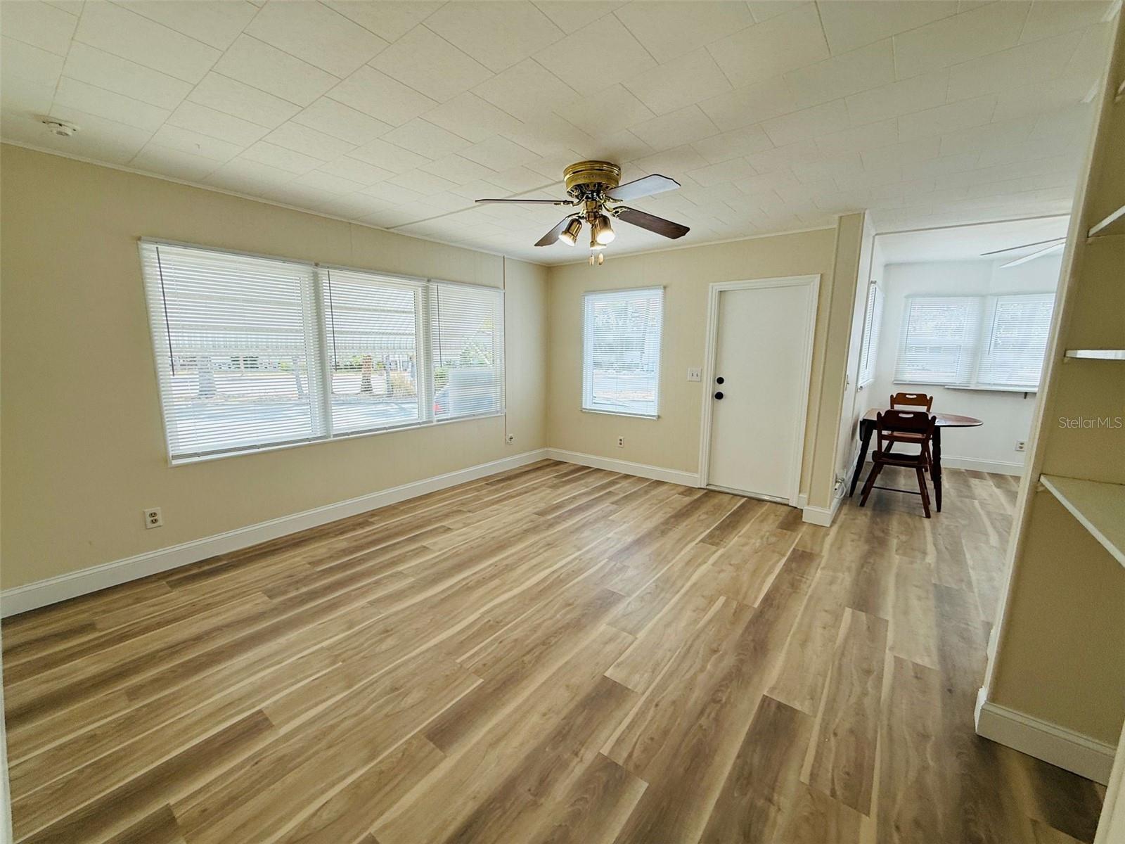 Image 7 of 40 For 4851 Gandy Boulevard B7l13
