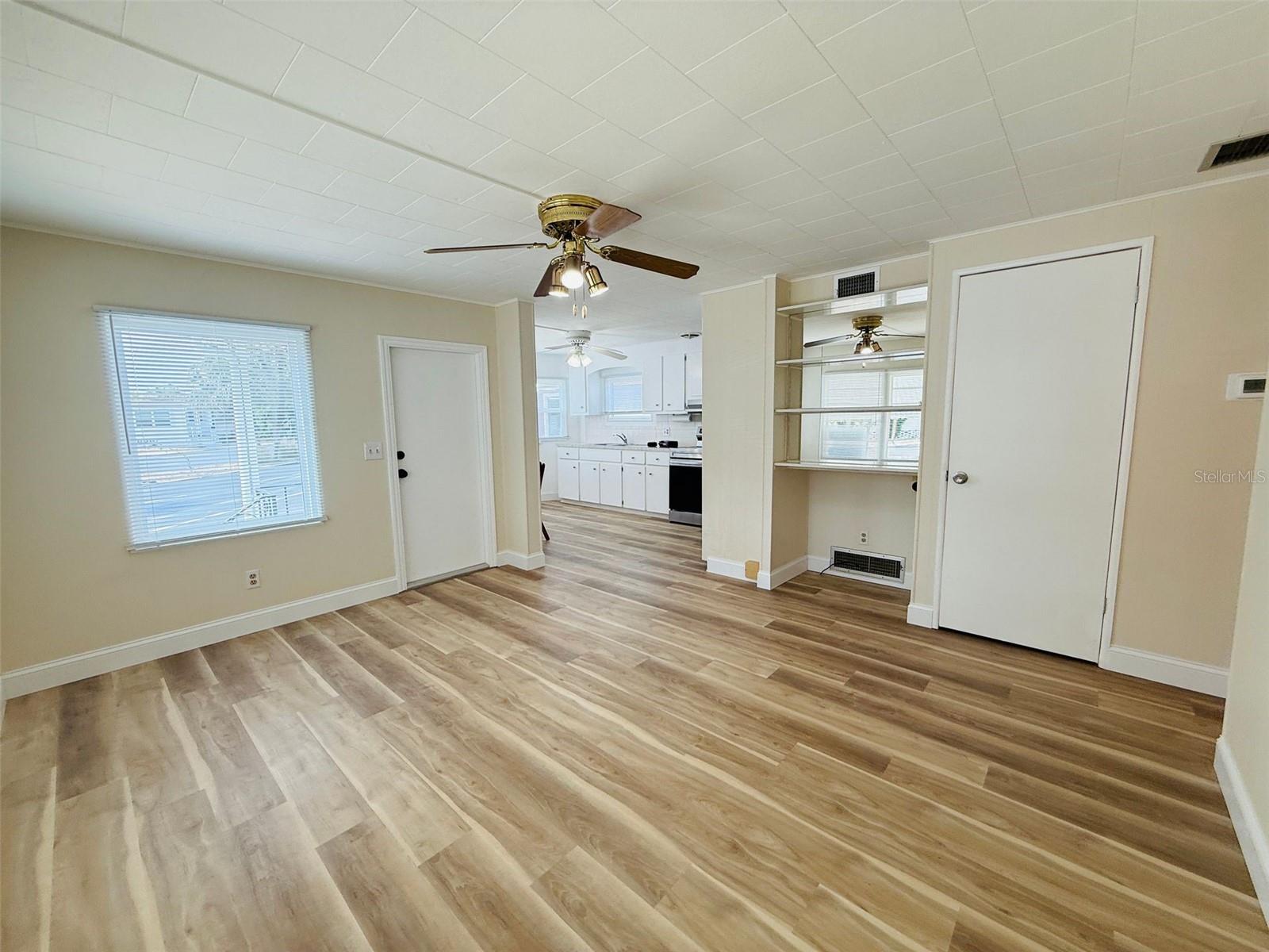 Image 9 of 40 For 4851 Gandy Boulevard B7l13