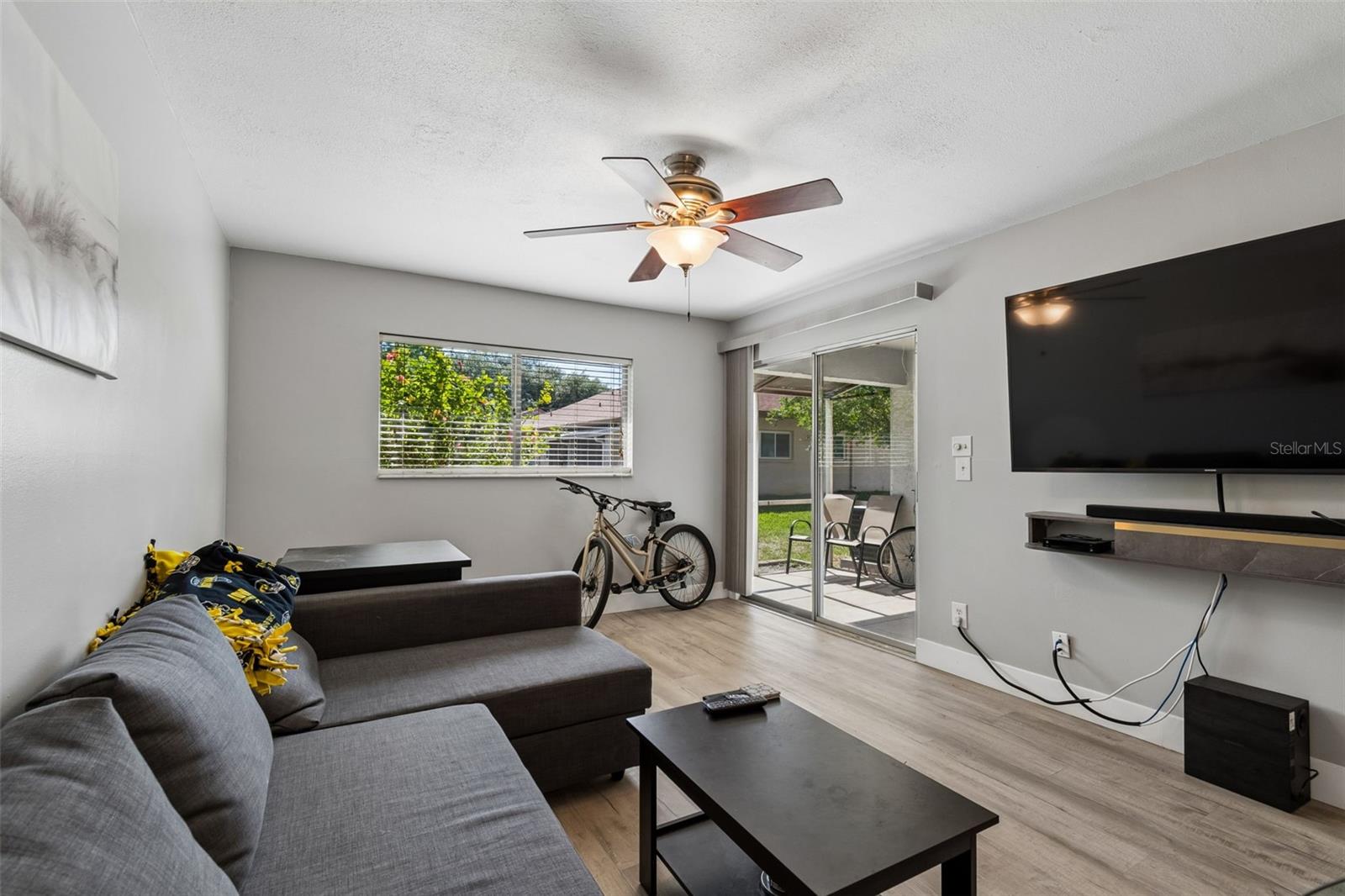 Image 13 of 30 For 2460 Northside Drive 604