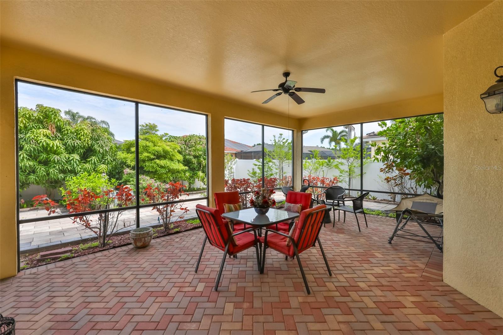 Image 26 of 32 For 3822 Cardenal Avenue