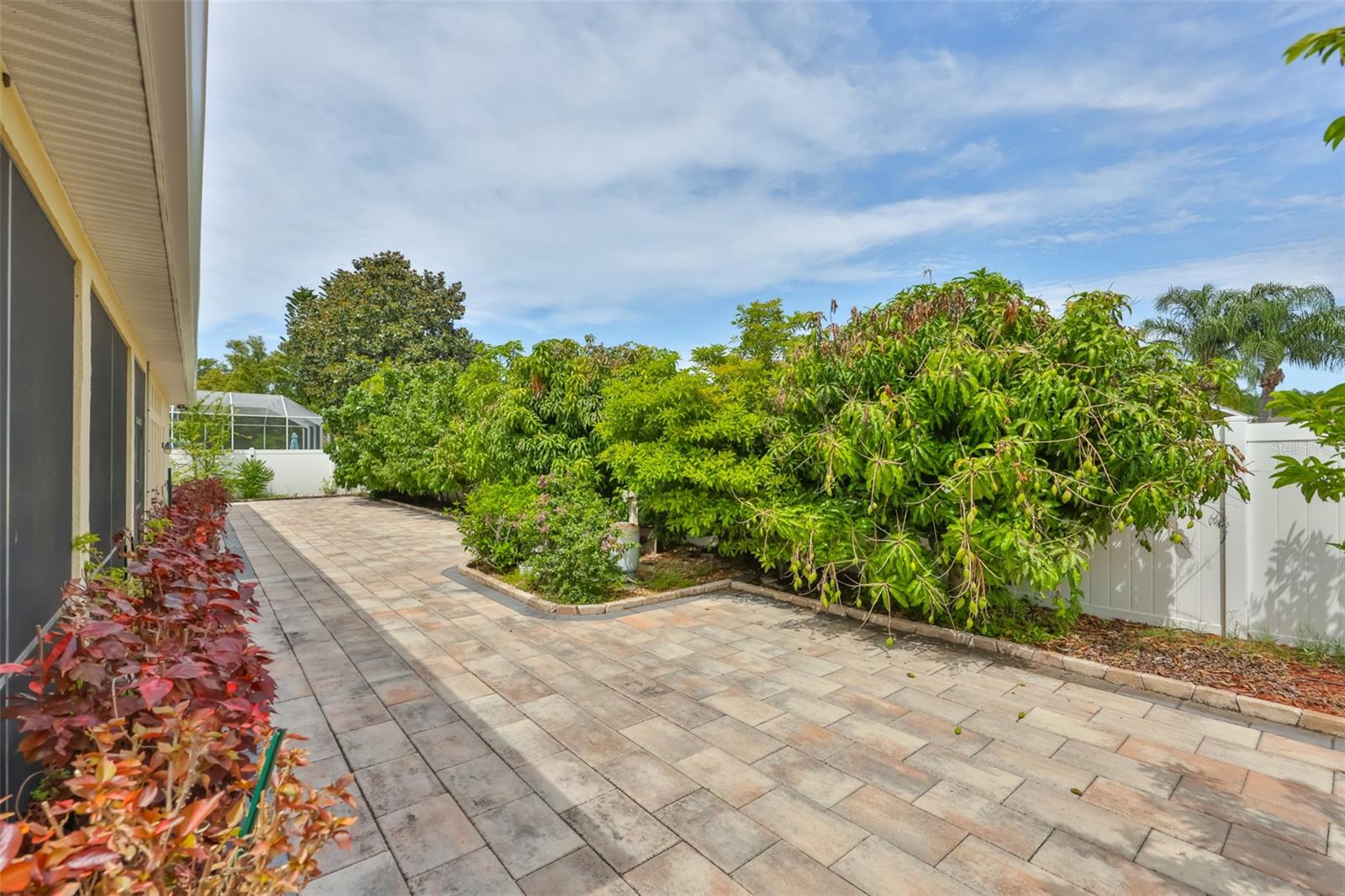 Image 28 of 32 For 3822 Cardenal Avenue